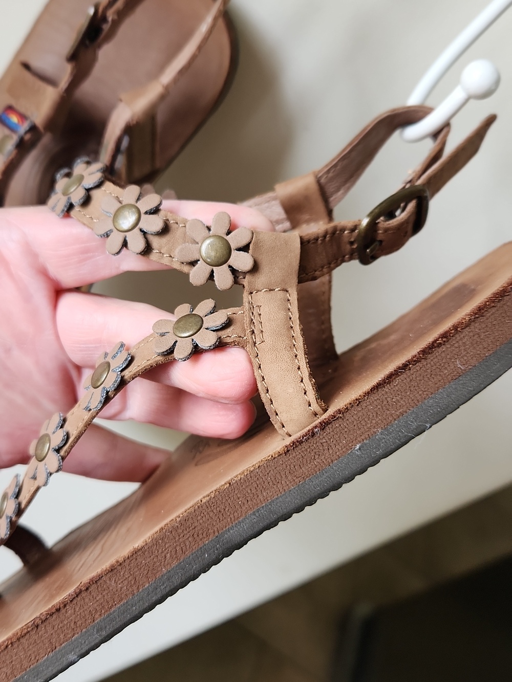 Rainbow Brown Floral Sandals sz 8 BOHO - Picture 5 of 16